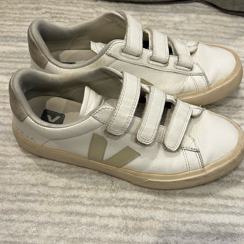 Veja Velcro sneakers